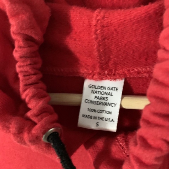 AI WEIWEI @LARGE on Alcatraz Red Hoodie-Golden Gate national Parks Conservancy S - Picture 5 of 9